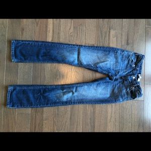 EUC Levi’s 711 Skinny Jeans